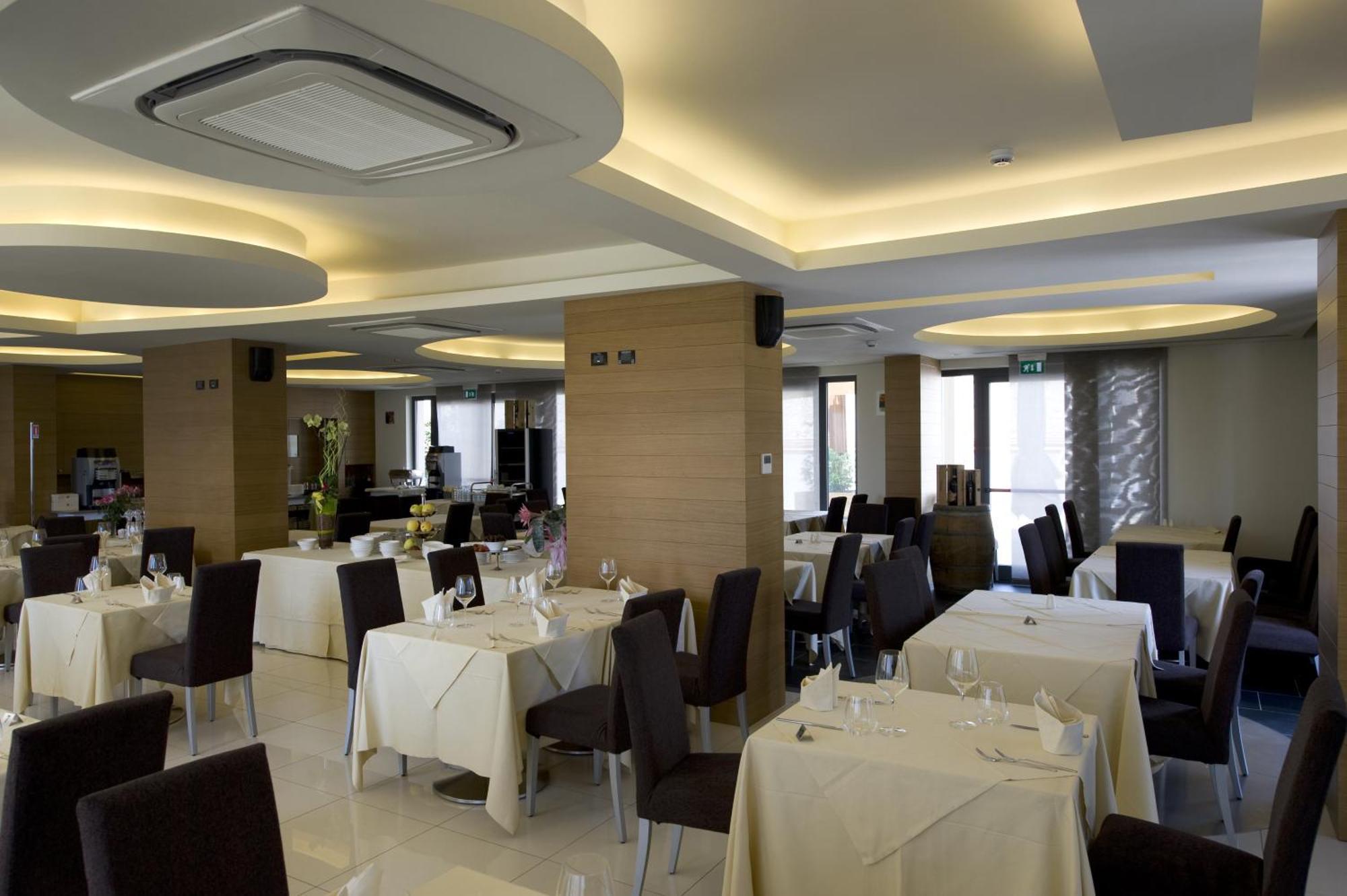 Villa Luisa Resort & Luxury Apartments San Felice del Benaco Zewnętrze zdjęcie