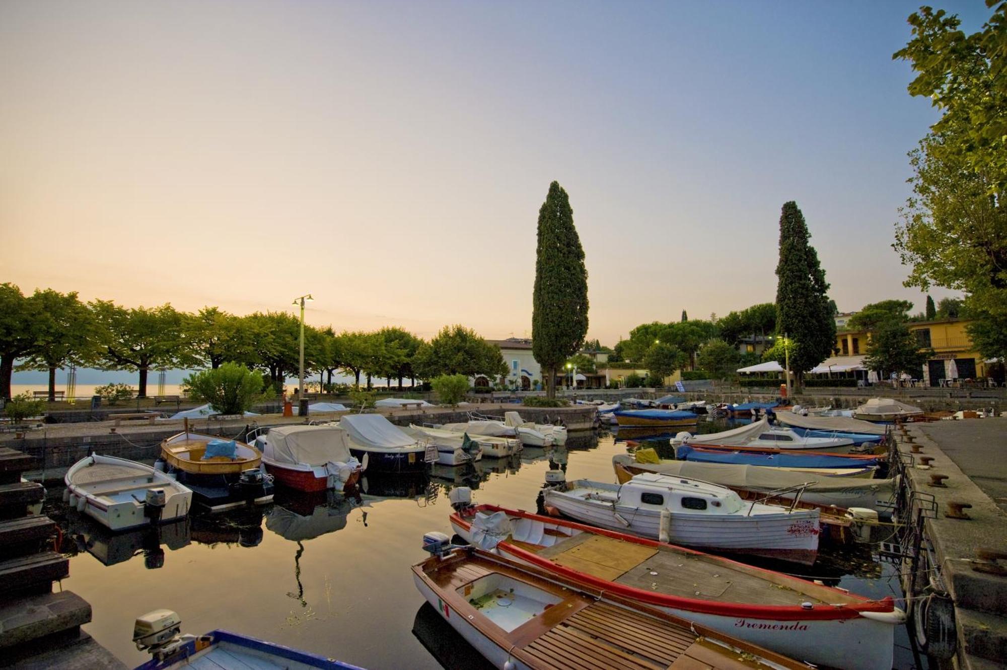 Villa Luisa Resort & Luxury Apartments San Felice del Benaco Zewnętrze zdjęcie