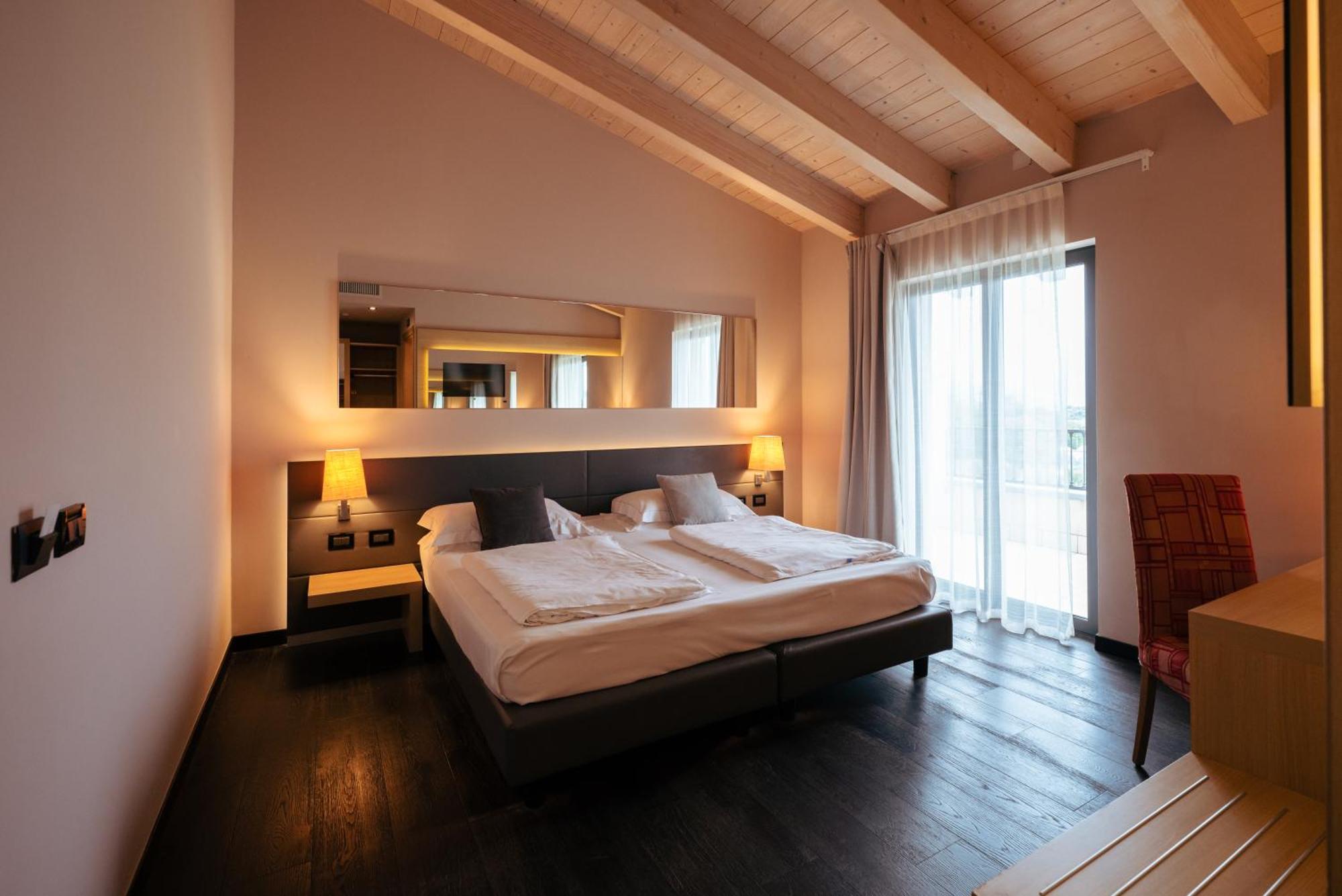 Villa Luisa Resort & Luxury Apartments San Felice del Benaco Zewnętrze zdjęcie