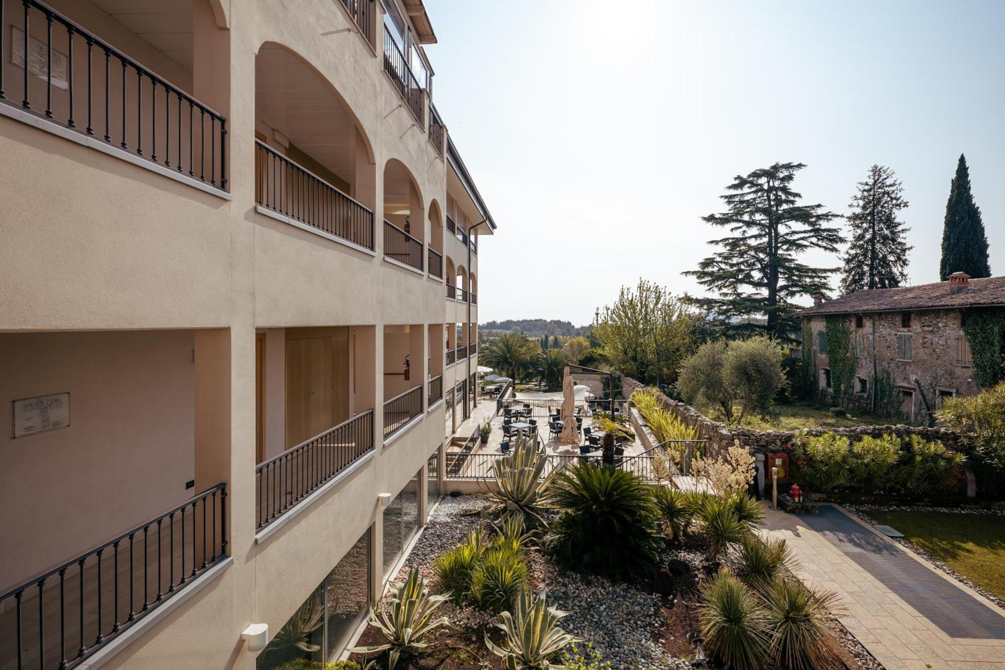 Villa Luisa Resort & Luxury Apartments San Felice del Benaco Zewnętrze zdjęcie